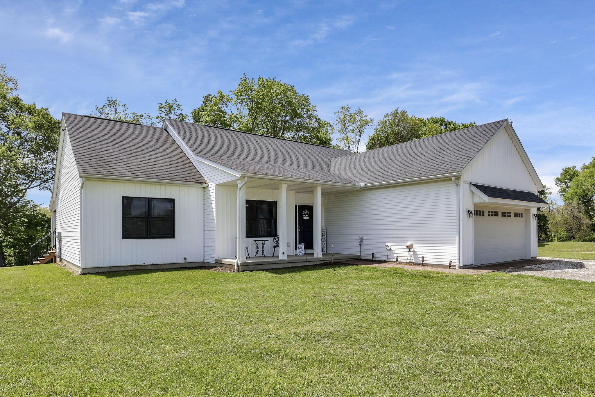 7205 W Grubb Road, Thornville, Ohio image 7