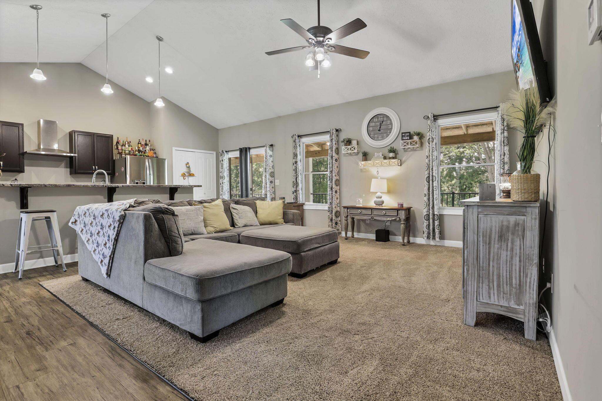 7205 W Grubb Road, Thornville, Ohio image 38