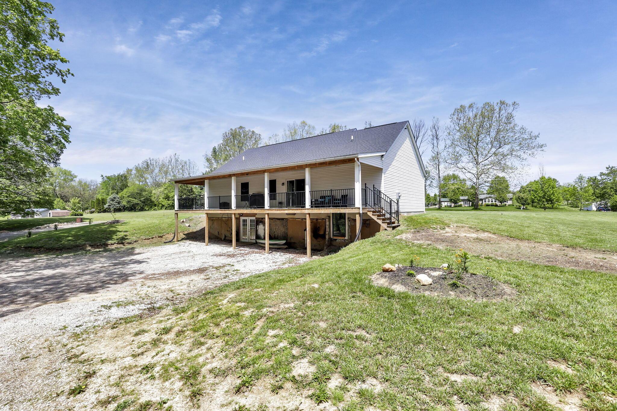 7205 W Grubb Road, Thornville, Ohio image 16