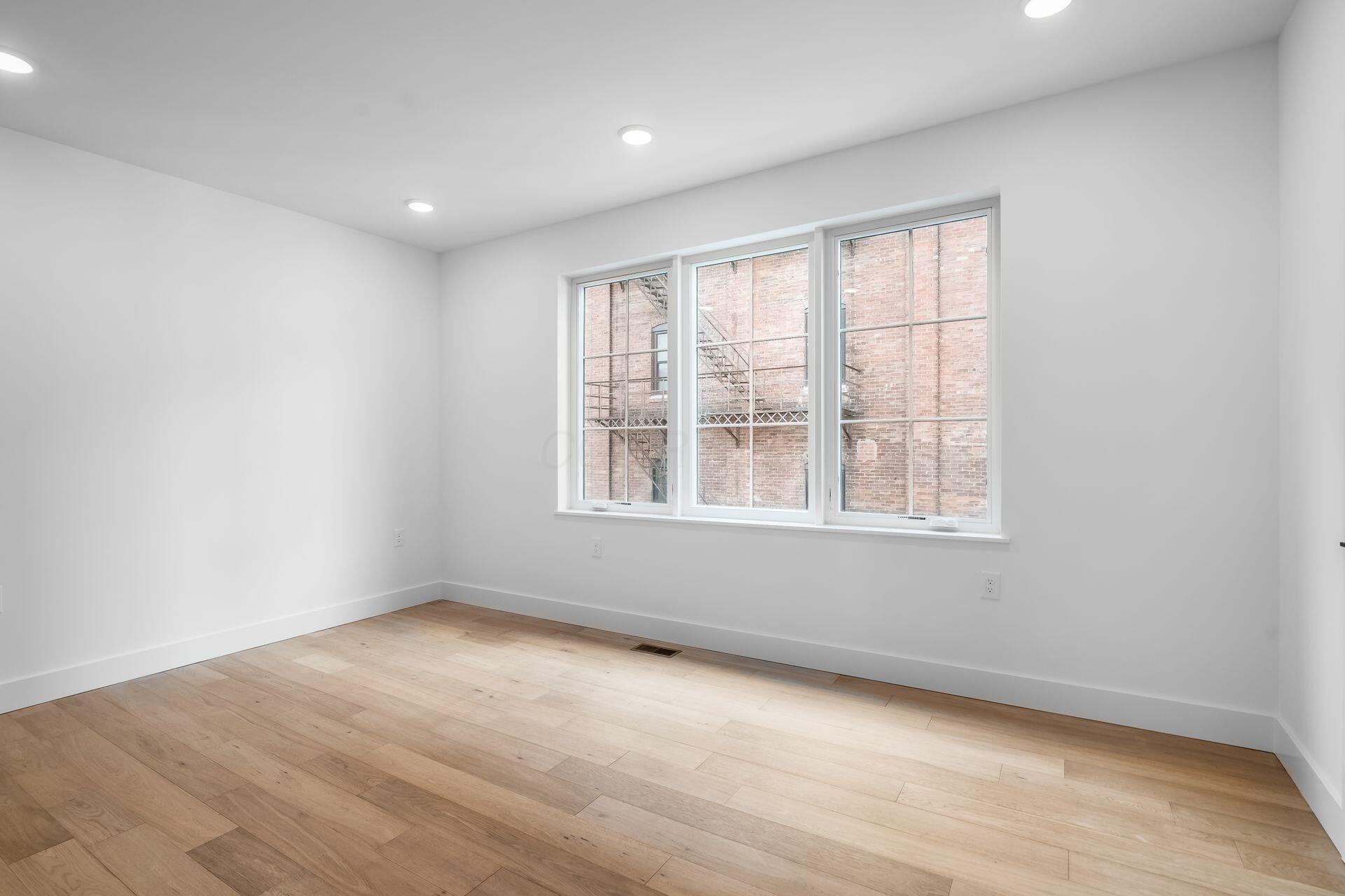 108 E Lafayette Street, Columbus, Ohio image 11