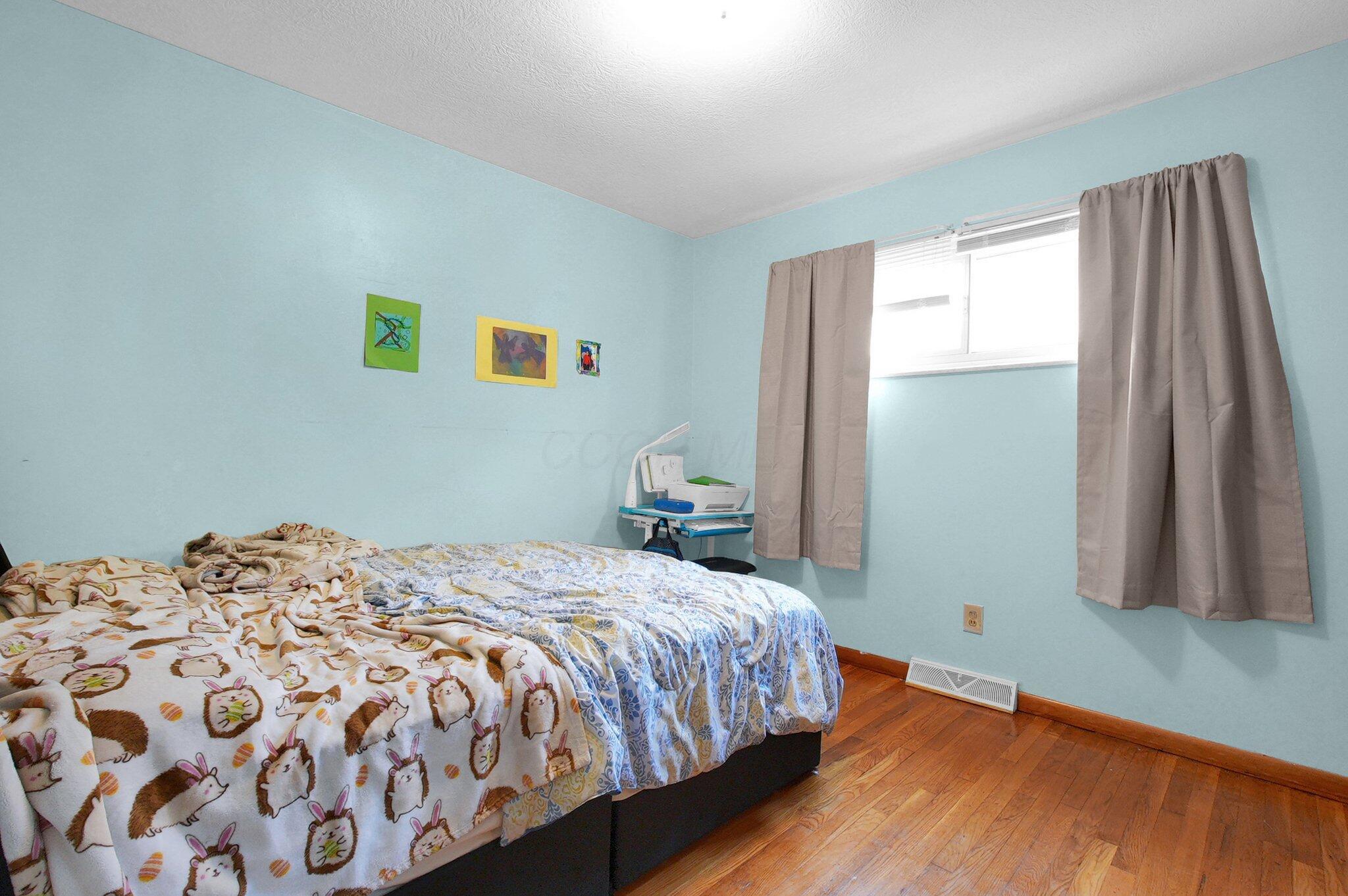 1068 Ross Road Road, Columbus, Ohio image 13