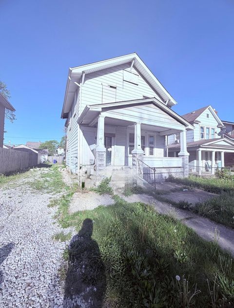 Photo of 191 N Wayne Avenue, Columbus, OH 43204 (MLS # 226013256)