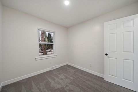 Tiny photo for 720 Andrew Avenue, Westerville, OH 43081 (MLS # 225046020)