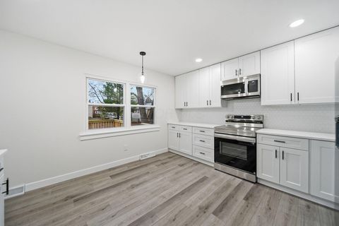 Tiny photo for 720 Andrew Avenue, Westerville, OH 43081 (MLS # 225046020)