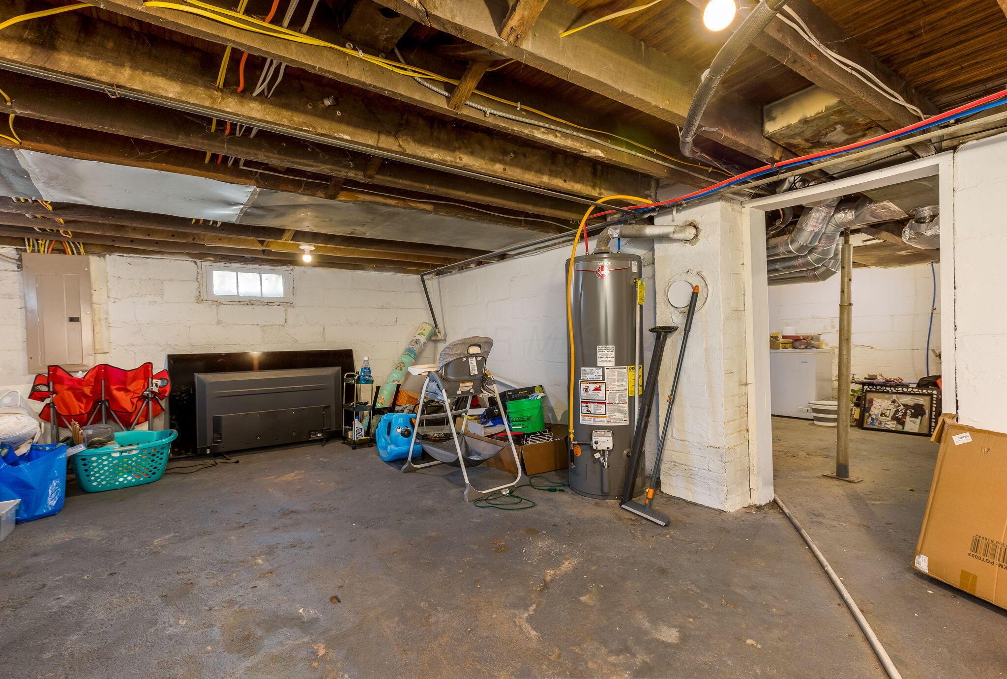 66 N 40th Street, Newark, Ohio image 37