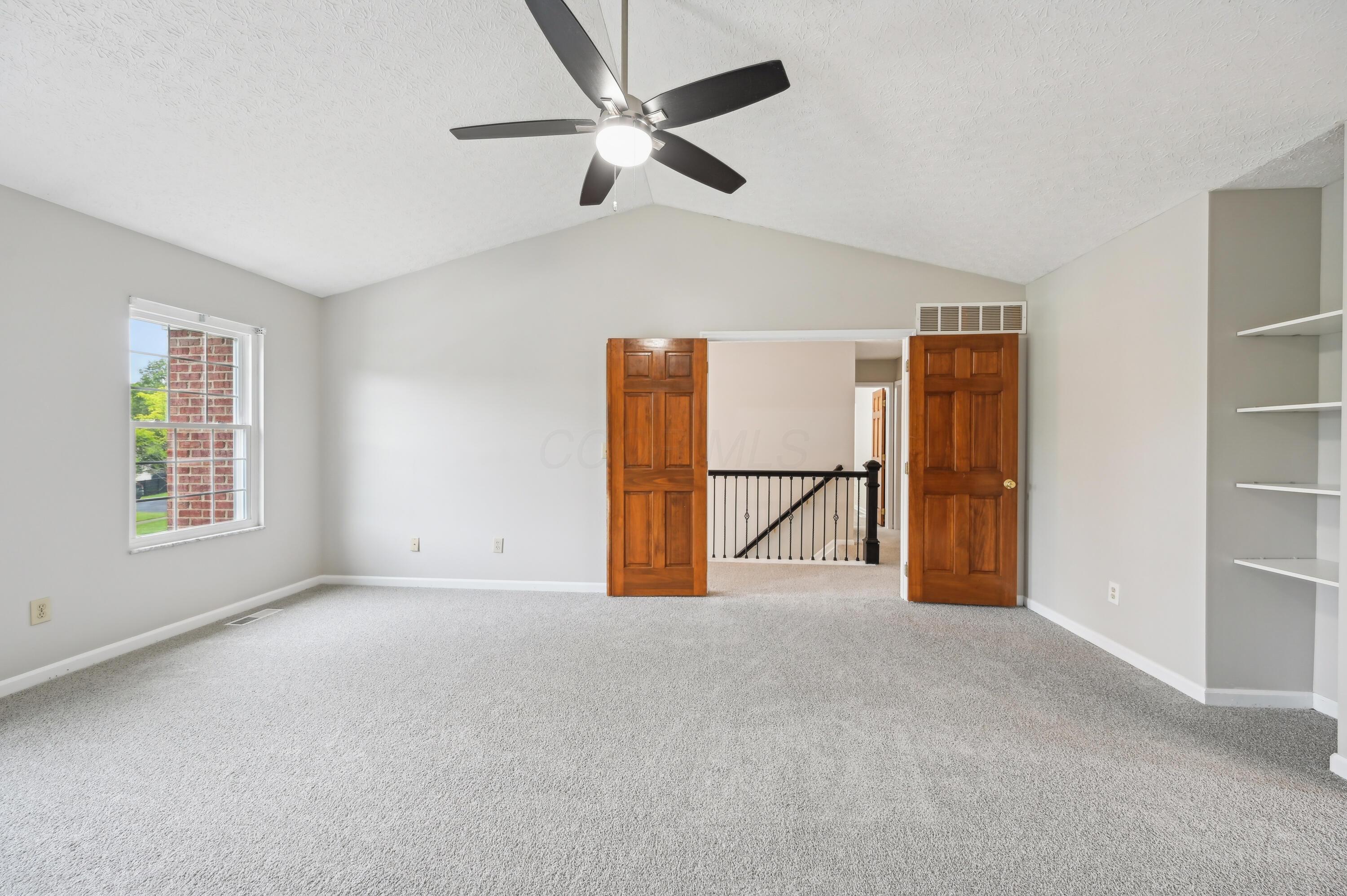 5650 Meadow Grove Drive, Grove City, Ohio image 44