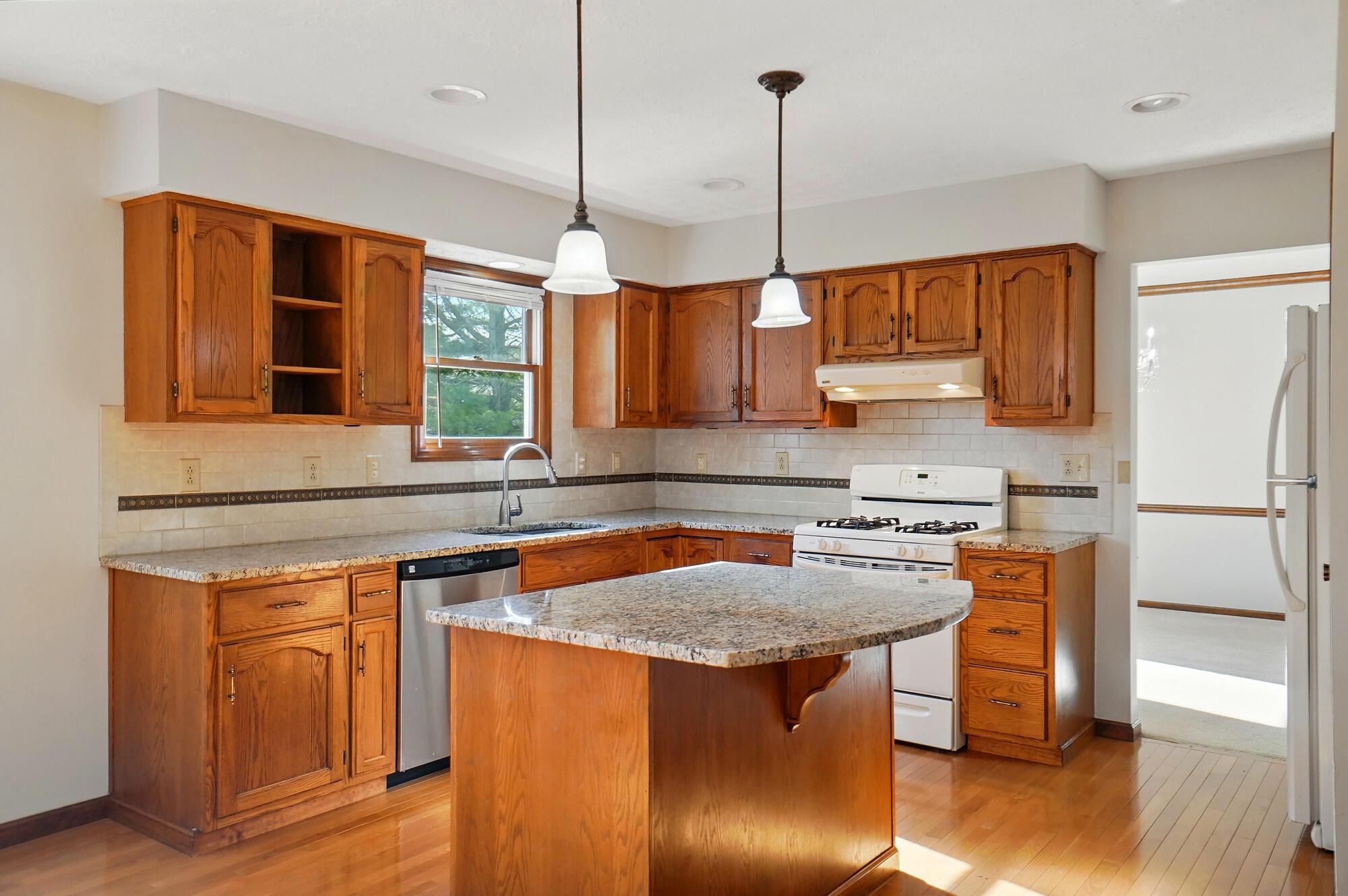 6948 Ernest Way, Dublin, Ohio image 11