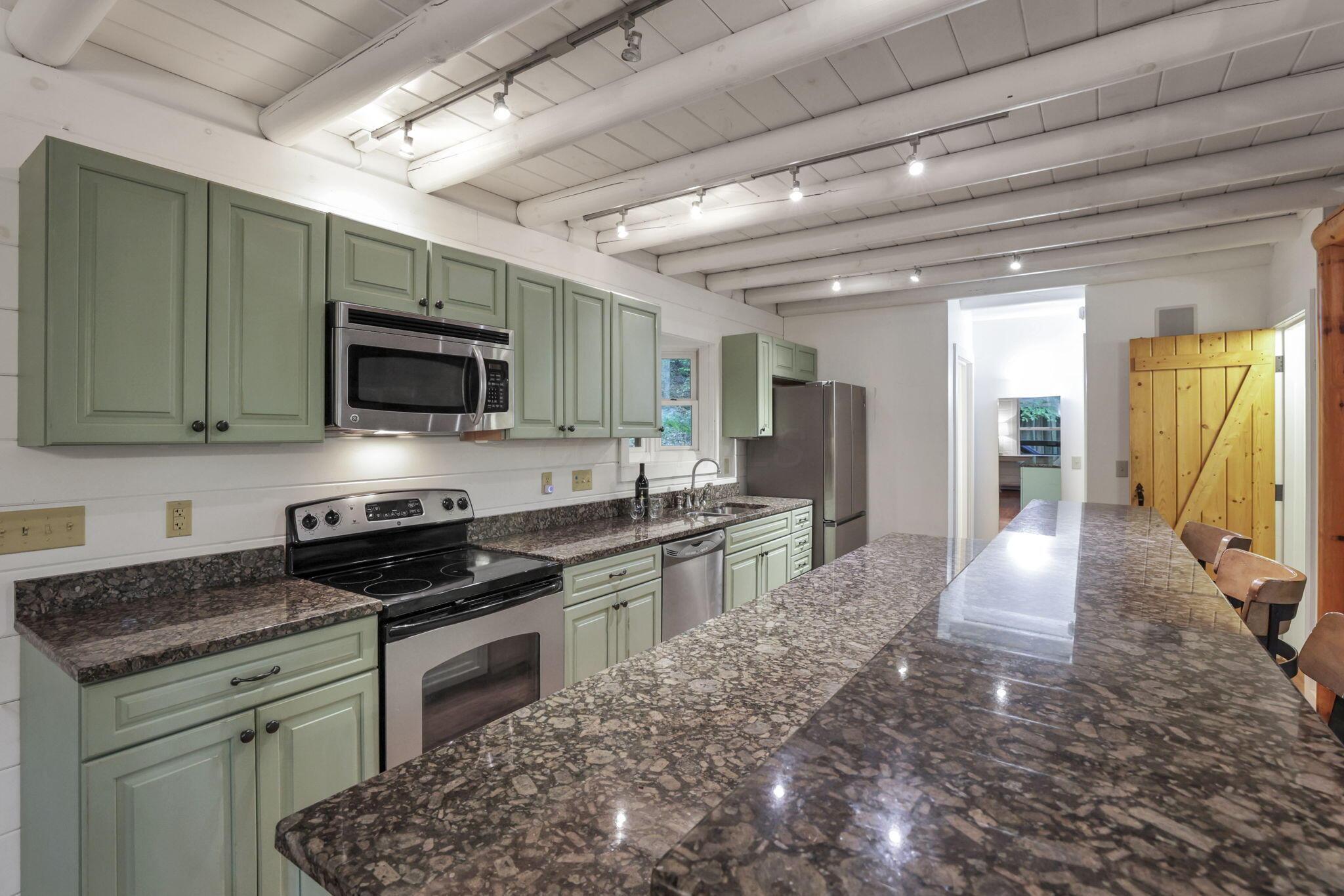 510 Natchez Lane, Sugar Grove, Ohio image 23