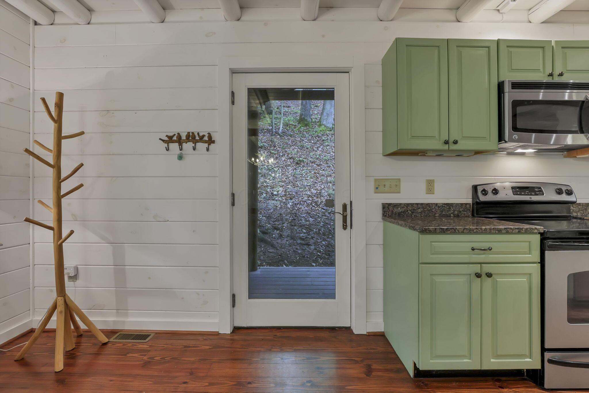 510 Natchez Lane, Sugar Grove, Ohio image 19