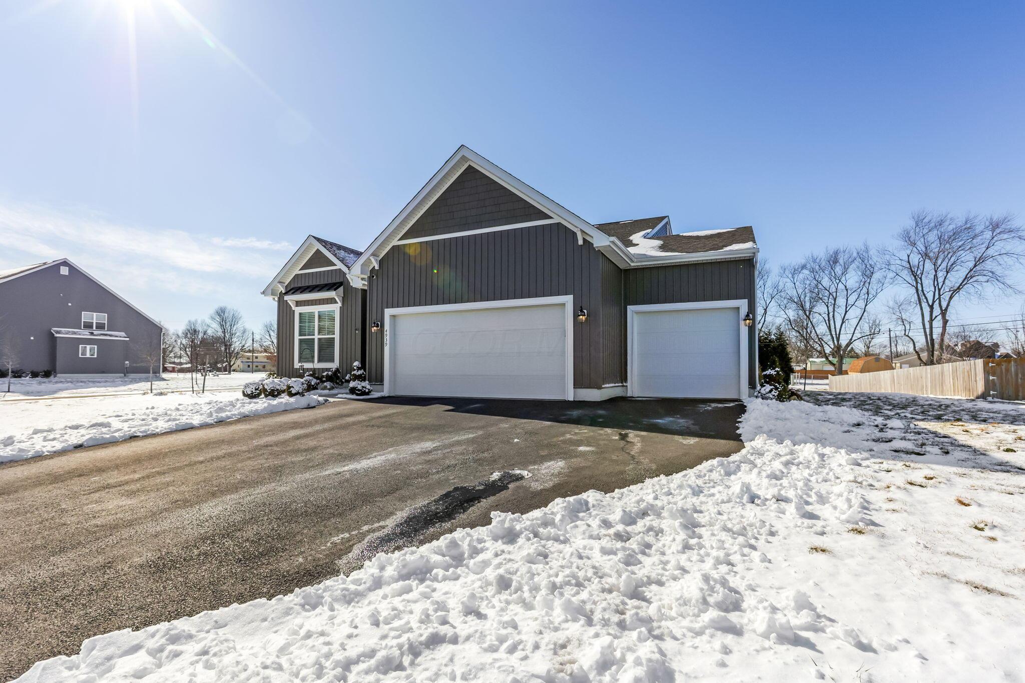 4939 Wind Crest Lane, Grove City, Ohio image 9