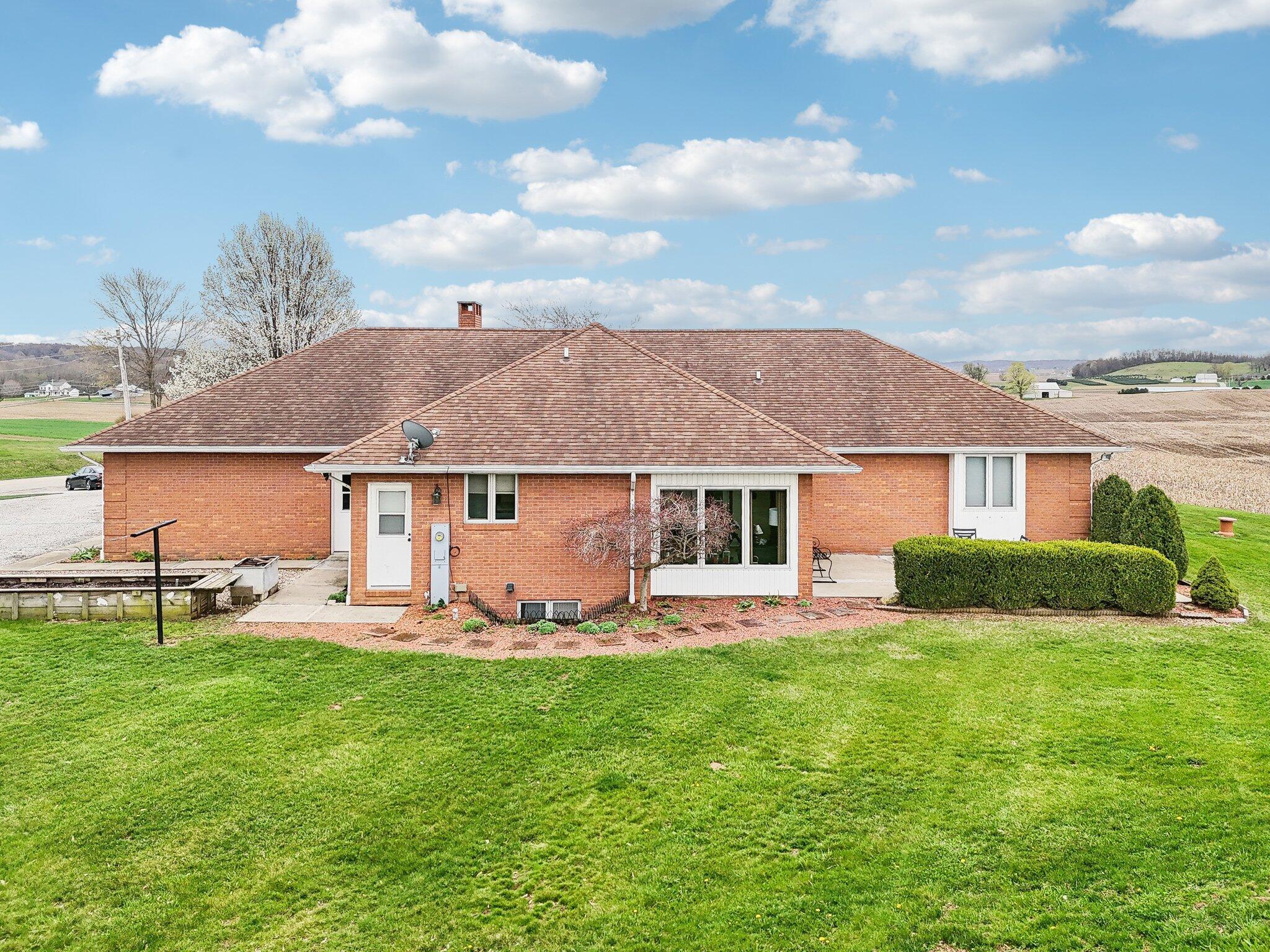 5391 Delmont Road, Lancaster, Ohio image 46