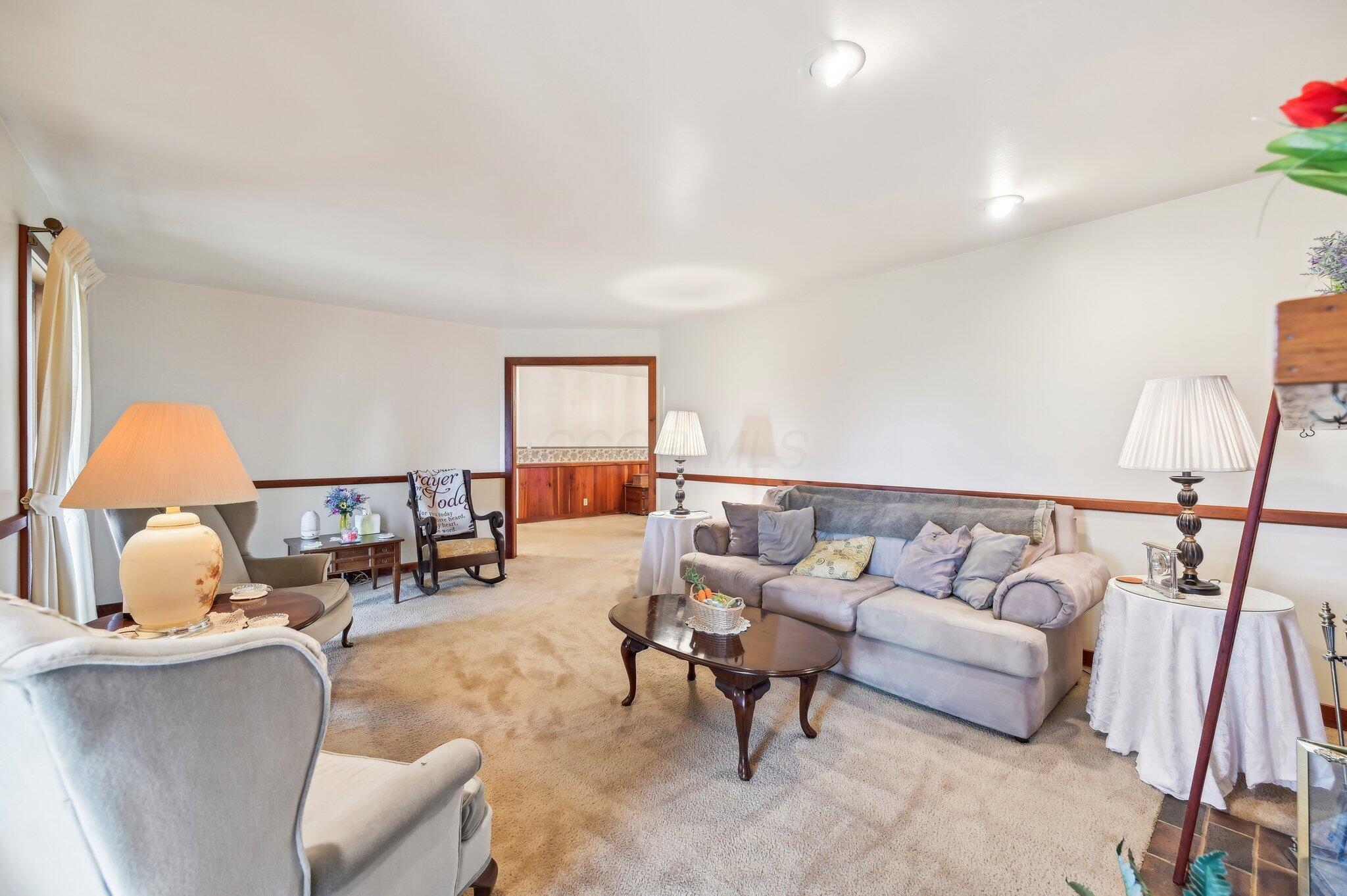 5391 Delmont Road, Lancaster, Ohio image 7