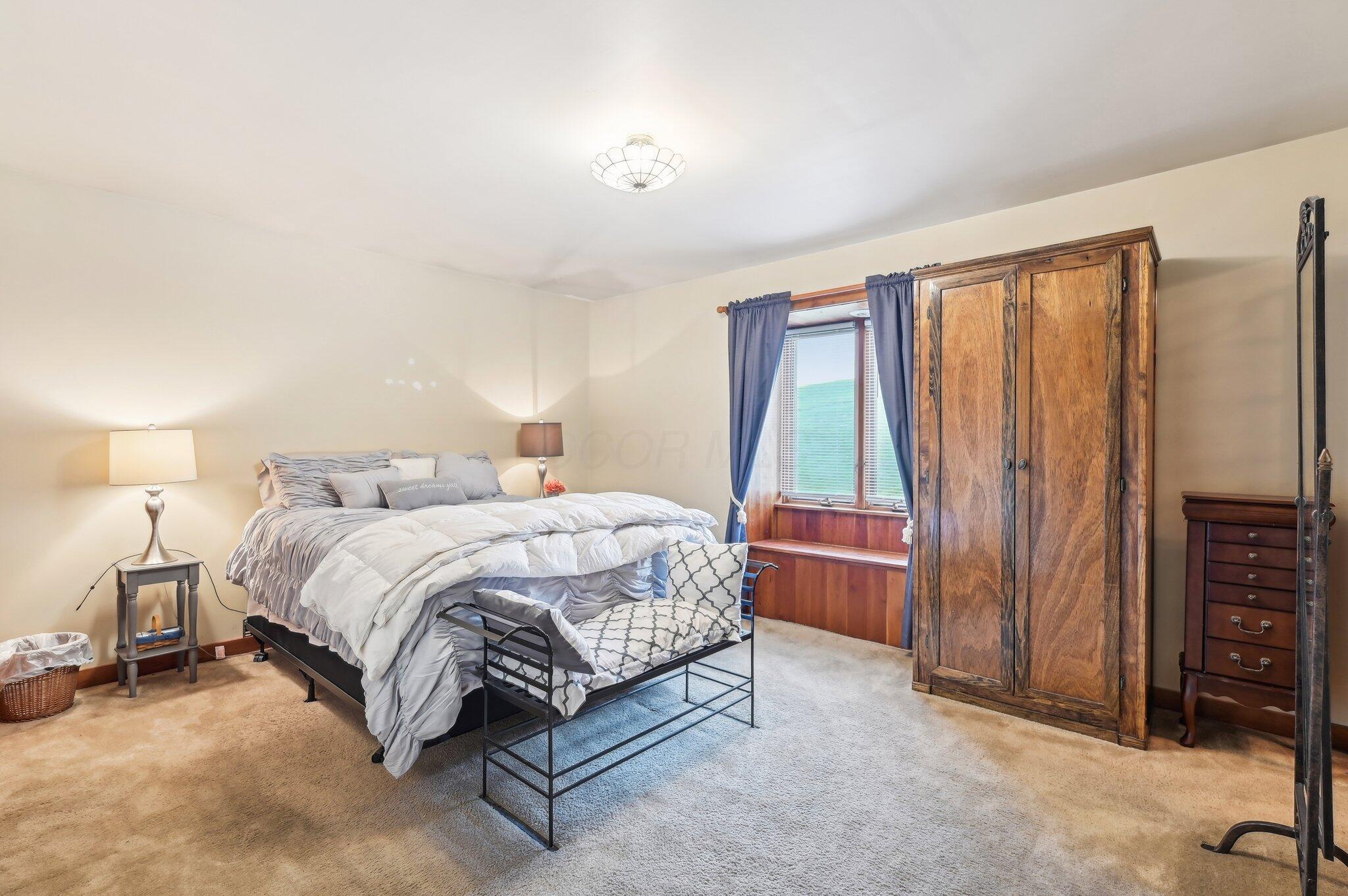 5391 Delmont Road, Lancaster, Ohio image 16