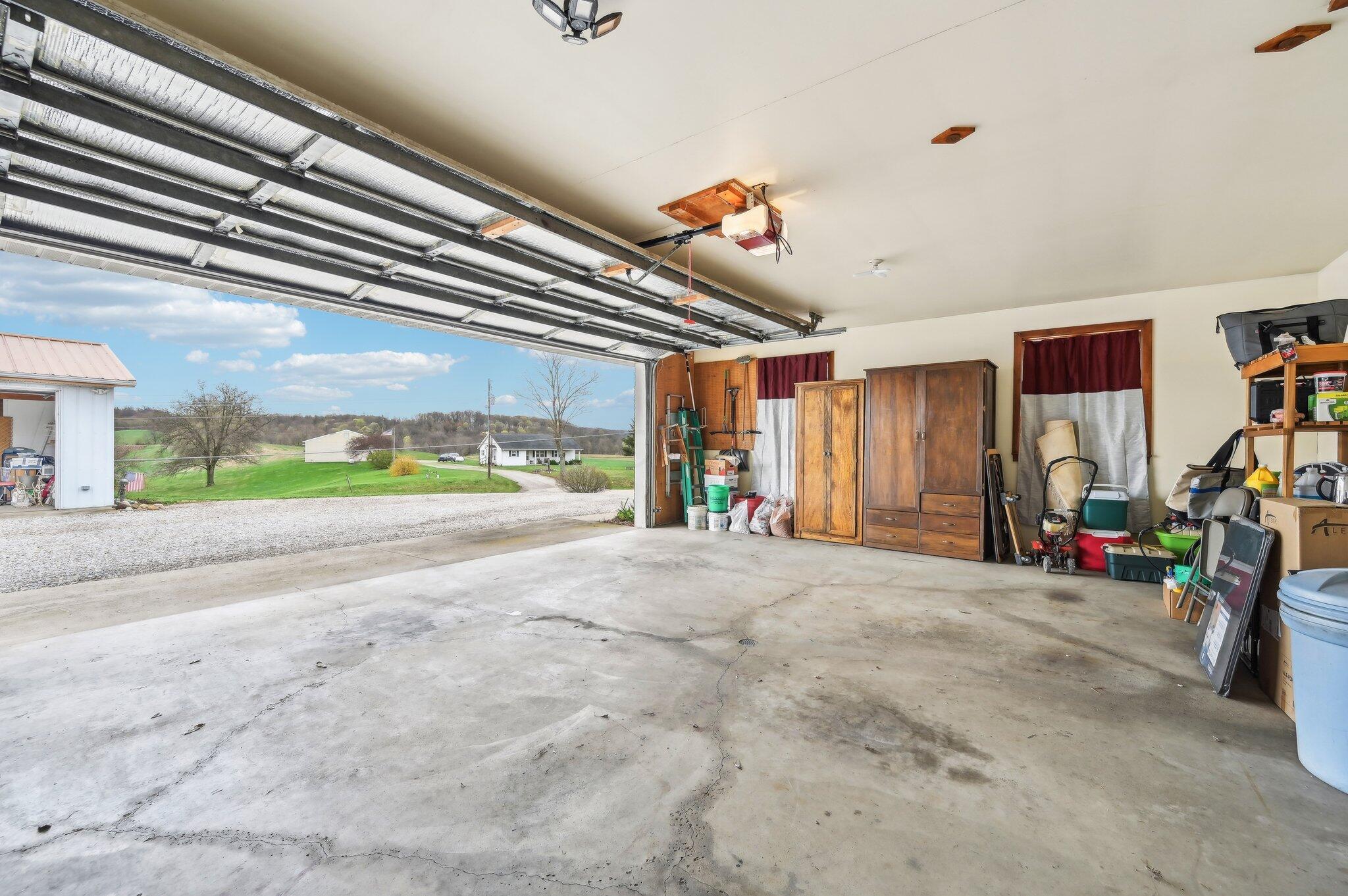 5391 Delmont Road, Lancaster, Ohio image 32