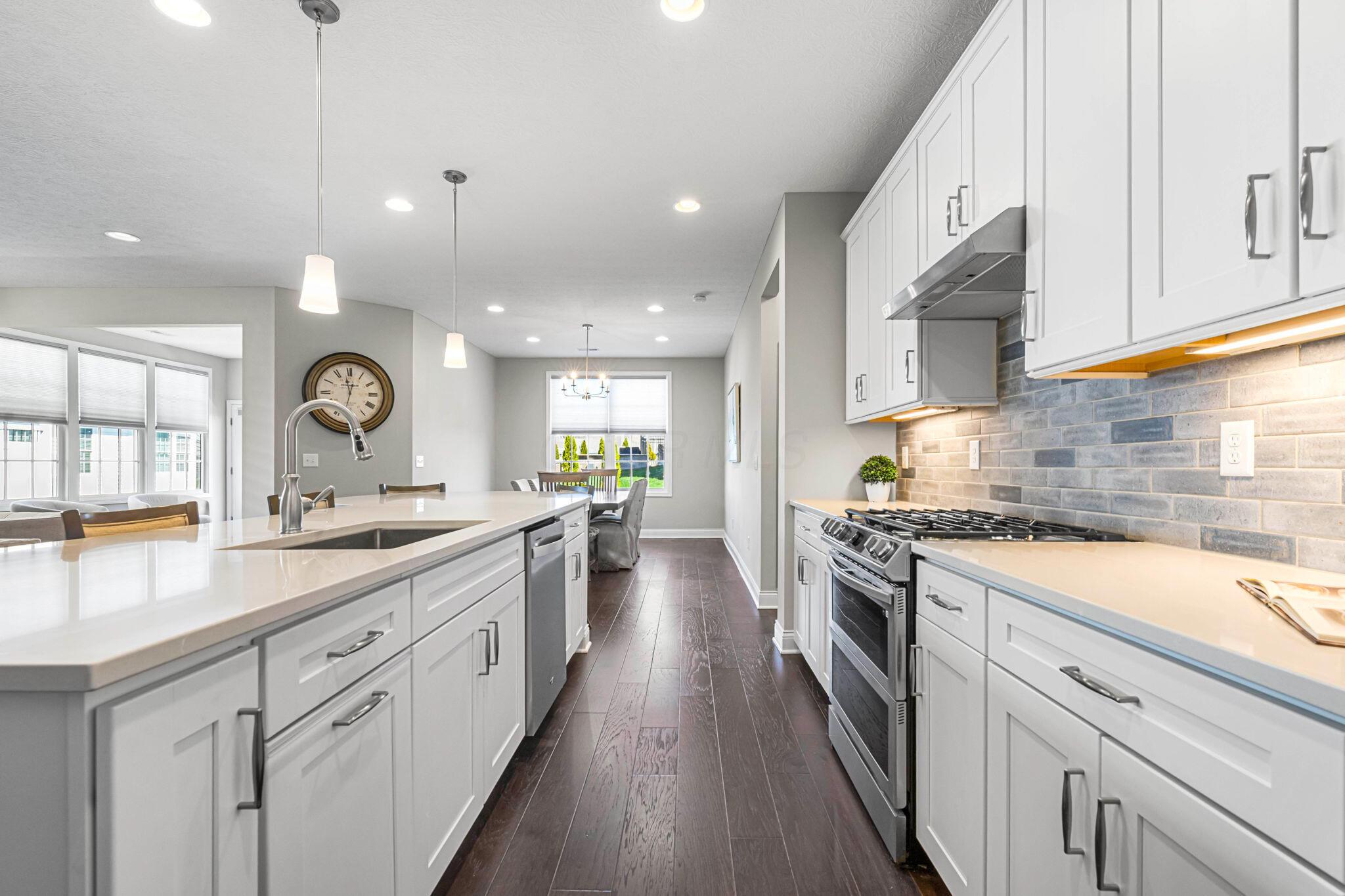 7646 Parkside Drive, New Albany, Ohio image 20