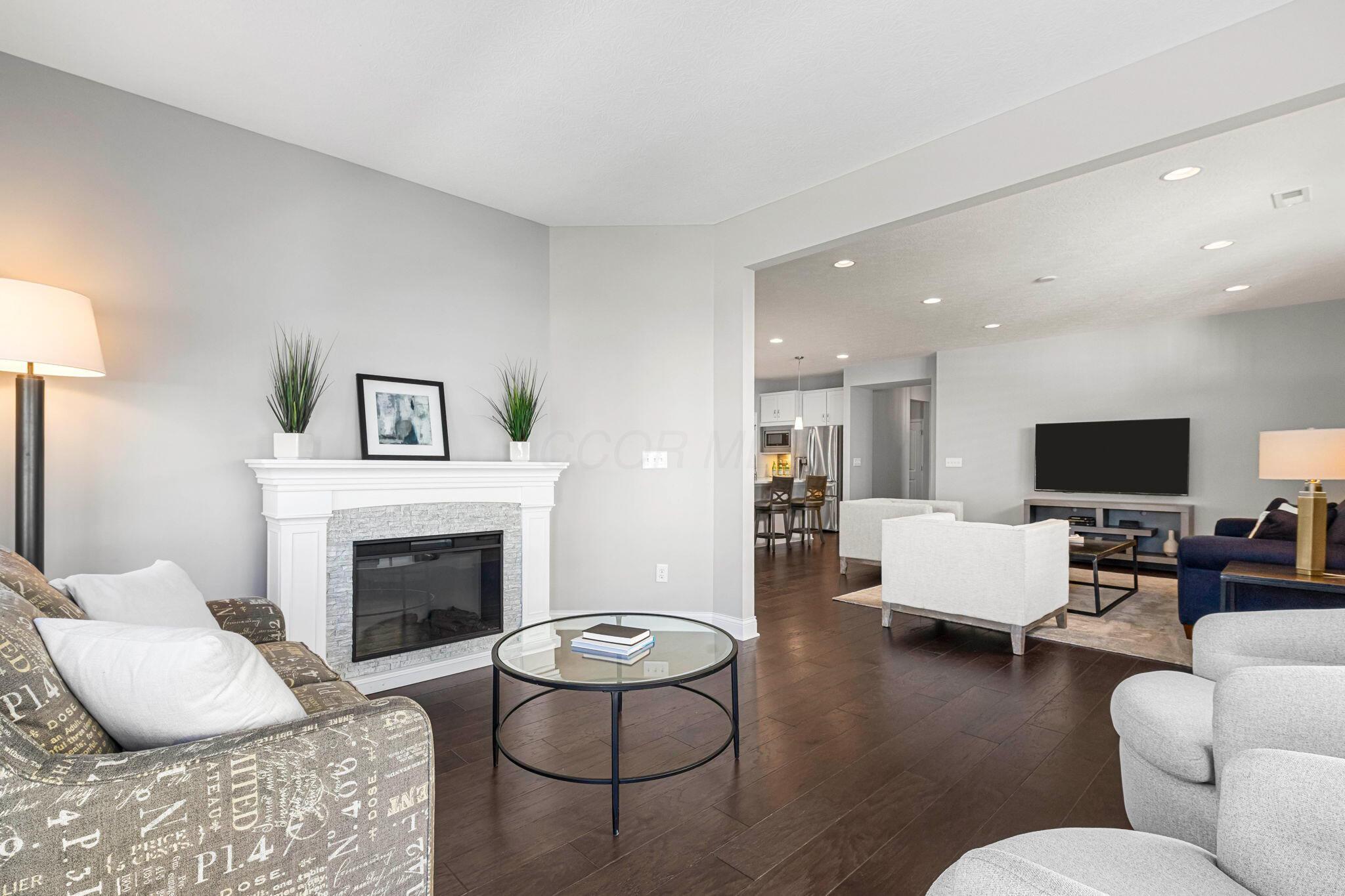 7646 Parkside Drive, New Albany, Ohio image 17
