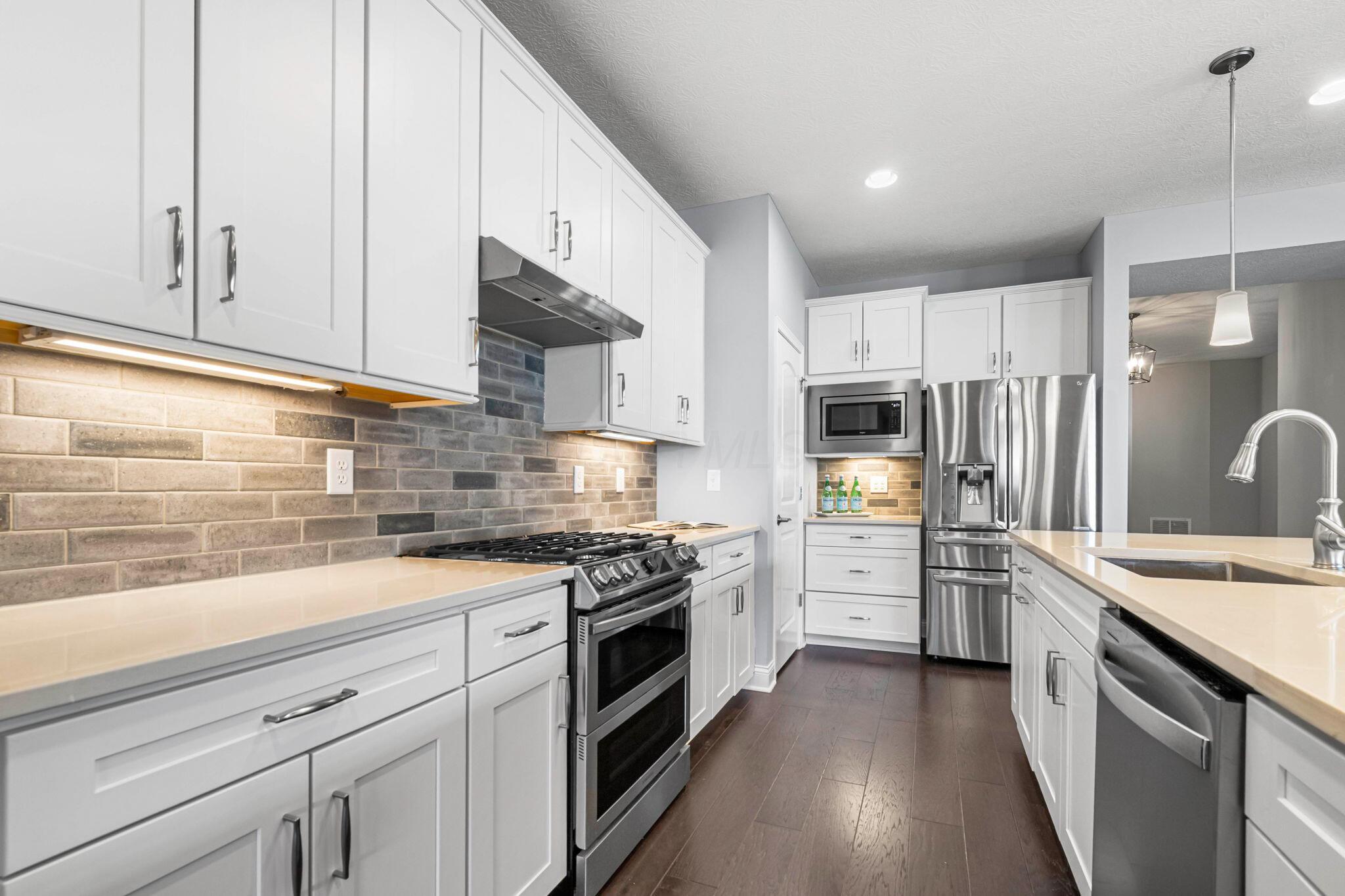 7646 Parkside Drive, New Albany, Ohio image 21