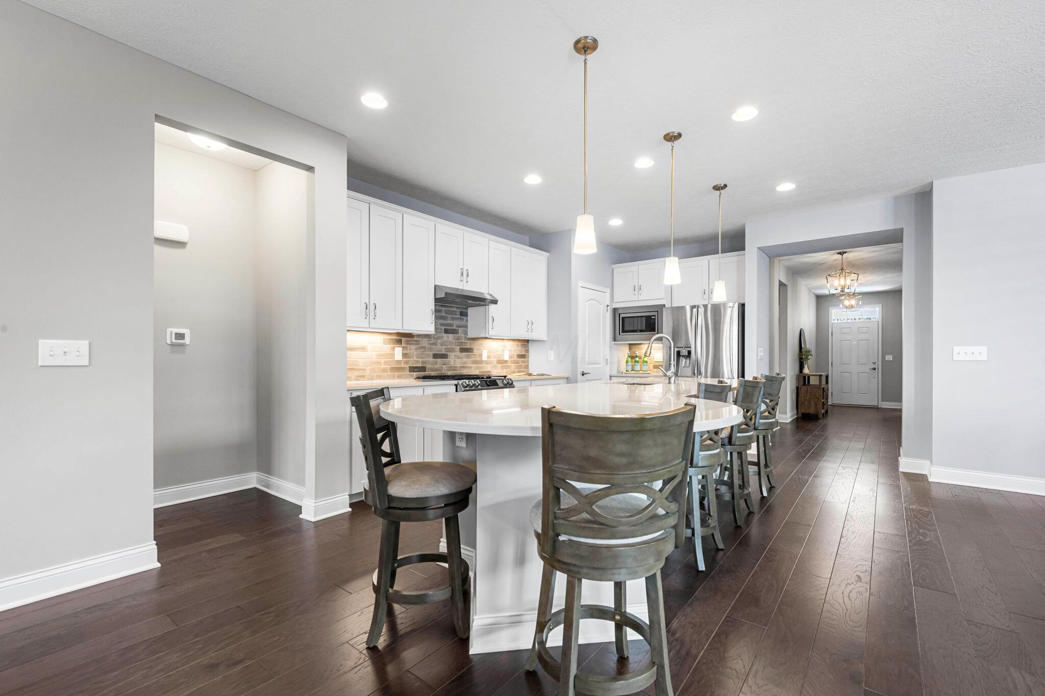 7646 Parkside Drive, New Albany, Ohio image 23