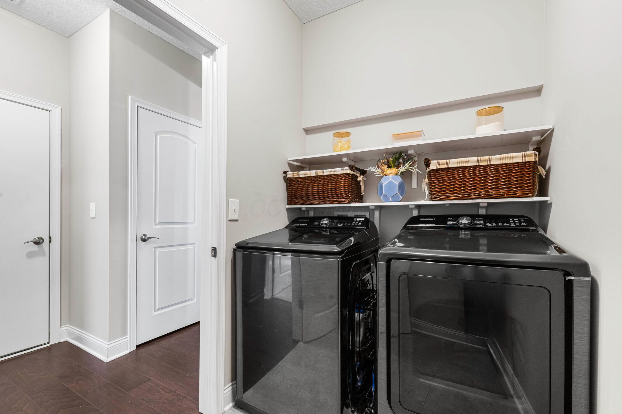 7646 Parkside Drive, New Albany, Ohio image 12