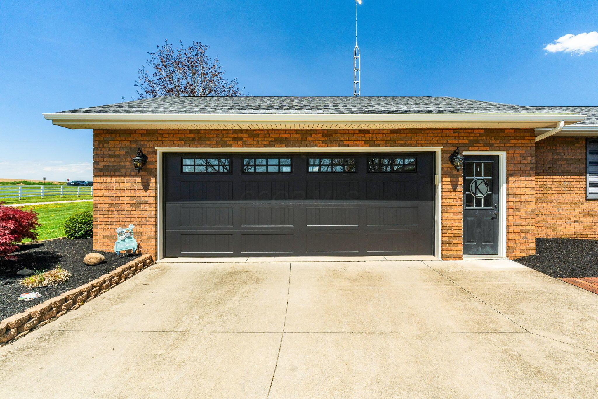 1012 Lake Fork Road, Utica, Ohio image 9