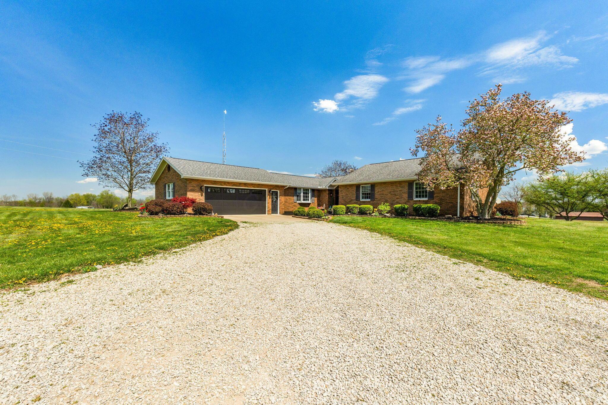 1012 Lake Fork Road, Utica, Ohio image 11