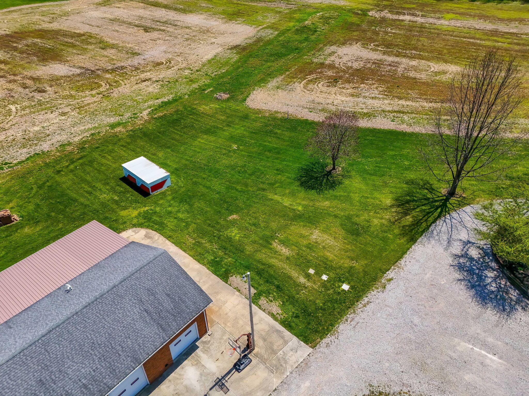 1012 Lake Fork Road, Utica, Ohio image 15
