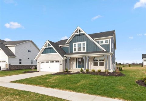 Homes For Sale - 8258 Silvergrass Way<br/> Plain City, OH 43064