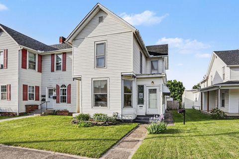 Photo of 333 E Main Street, Circleville, OH 43113 (MLS # 226015178)