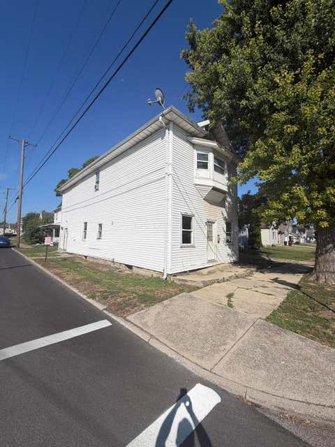 Photo of 733 S Main Street, Washington Court House, OH 43160 (MLS # 226031627)
