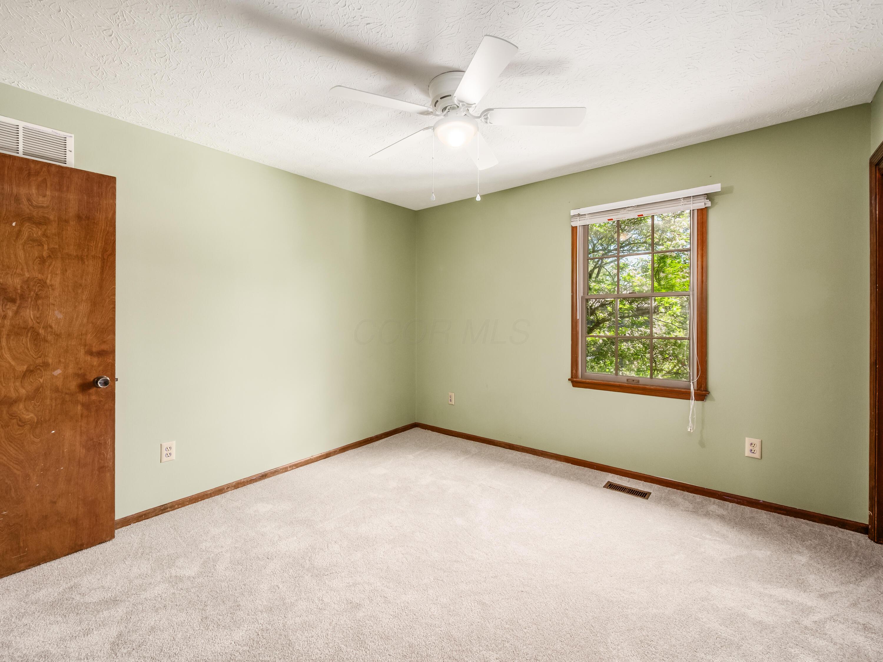 8805 Davington Drive, Dublin, Ohio image 45