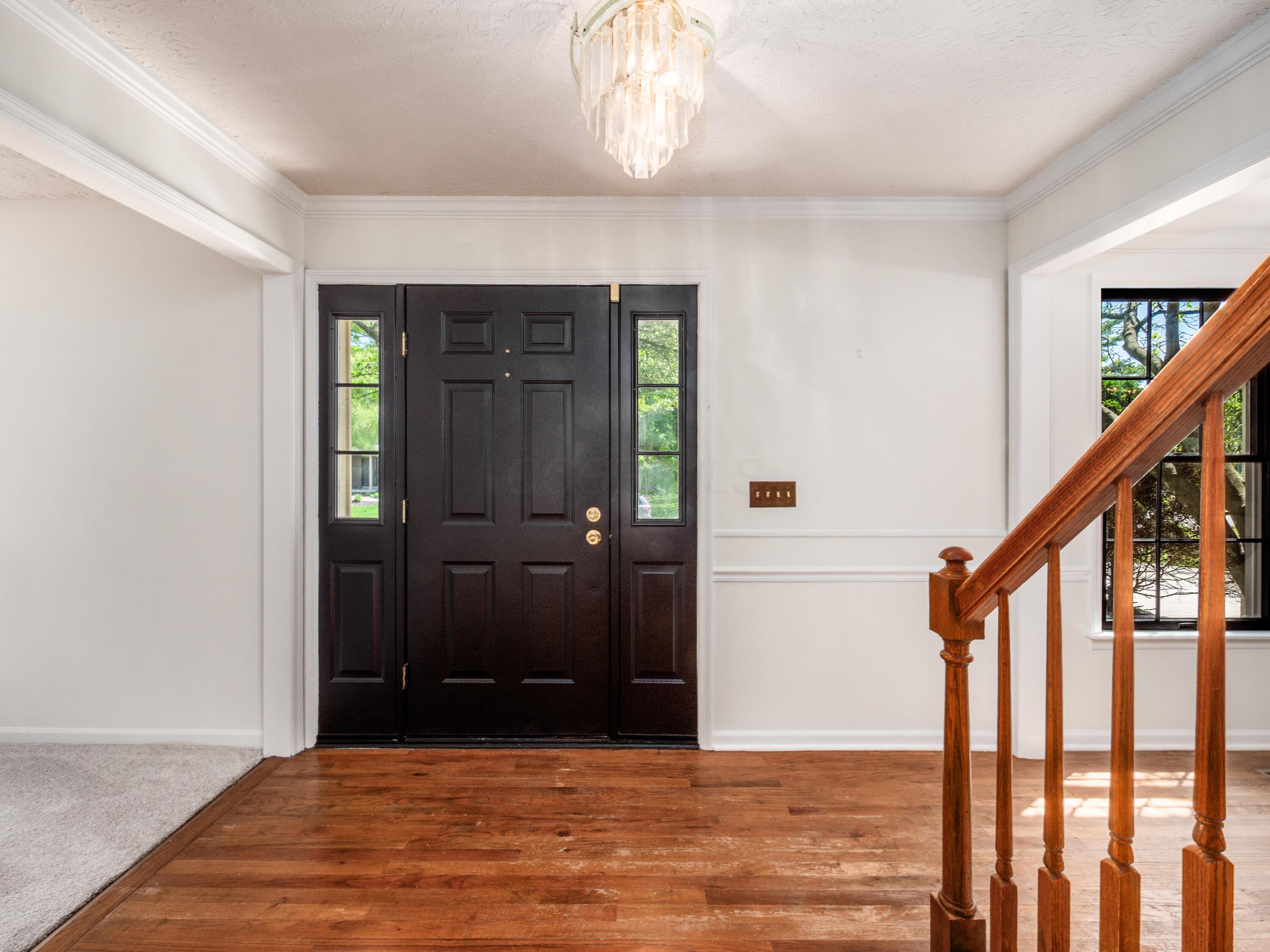 8805 Davington Drive, Dublin, Ohio image 5