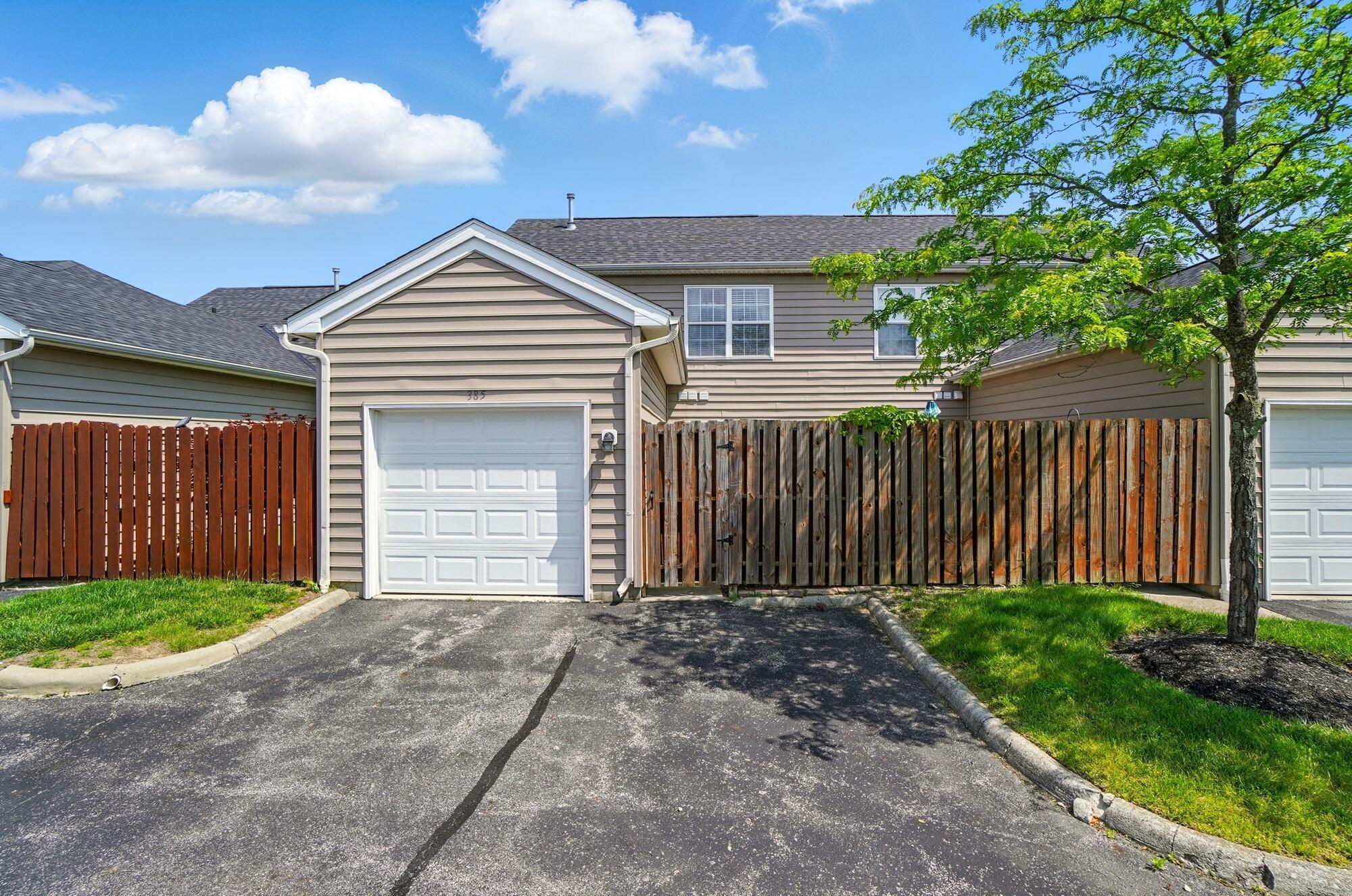 385 Piney Creek Drive, Blacklick, Ohio image 23