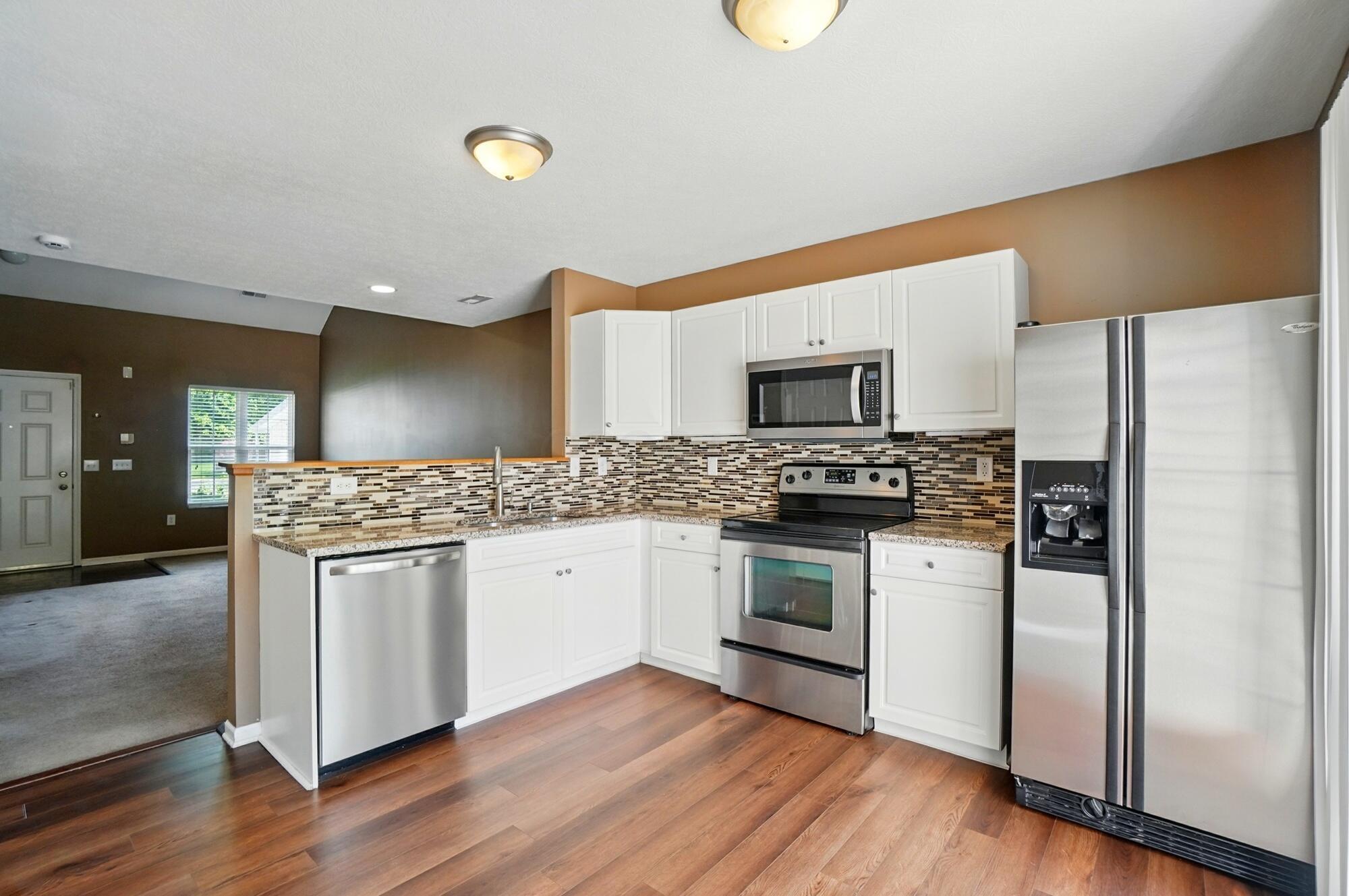 385 Piney Creek Drive, Blacklick, Ohio image 10