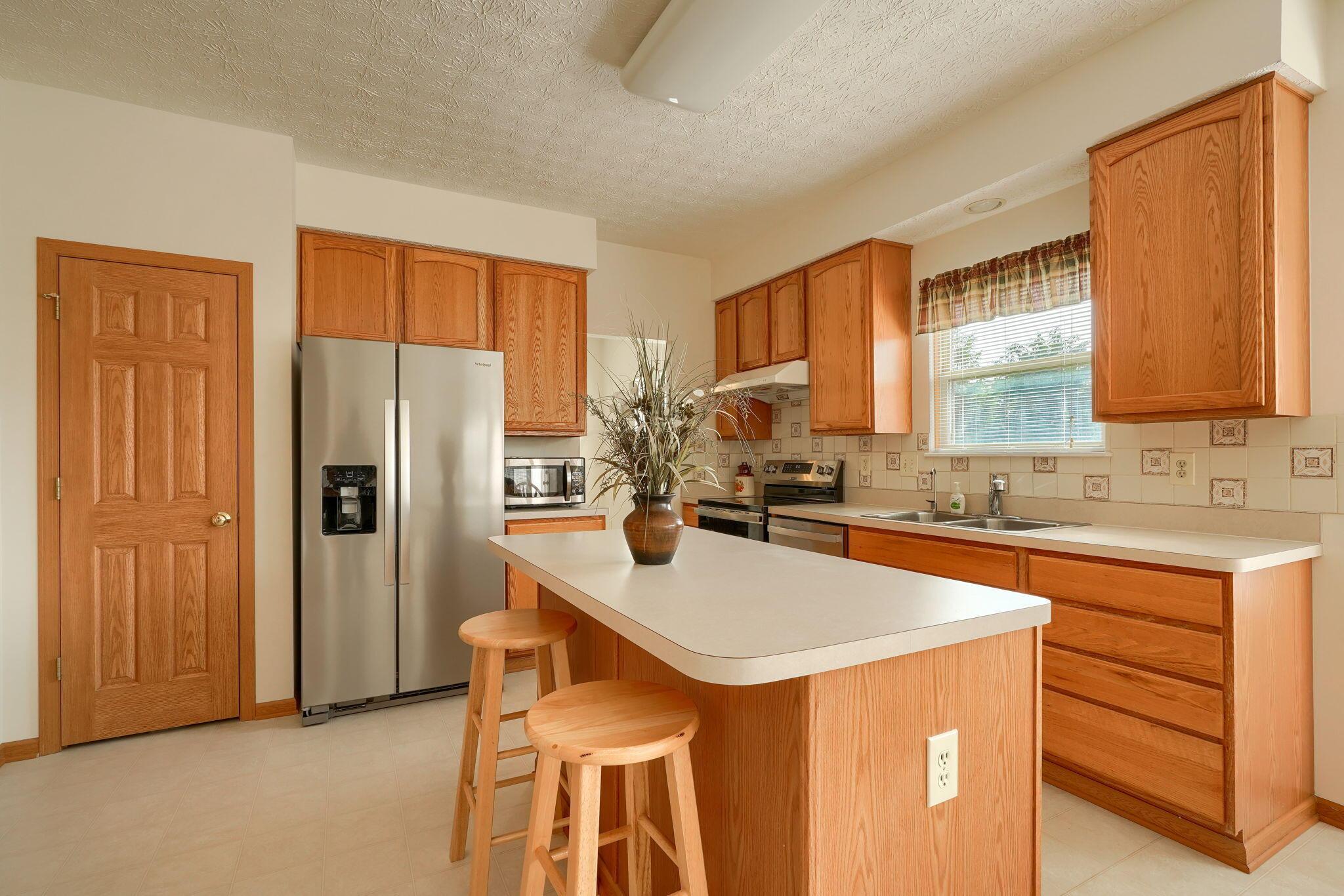 1300 Sotherby Crossing, Lewis Center, Ohio image 22