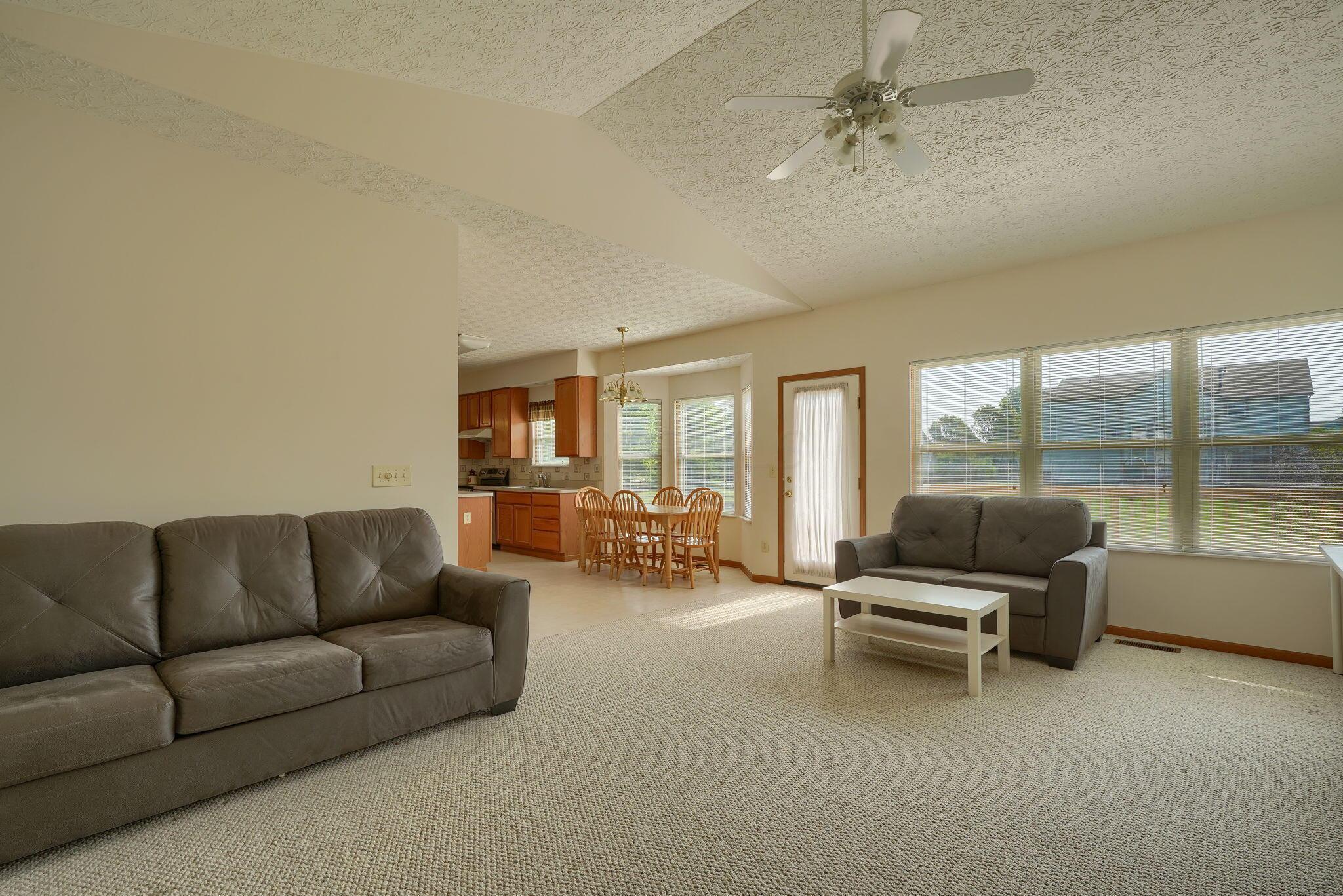 1300 Sotherby Crossing, Lewis Center, Ohio image 16