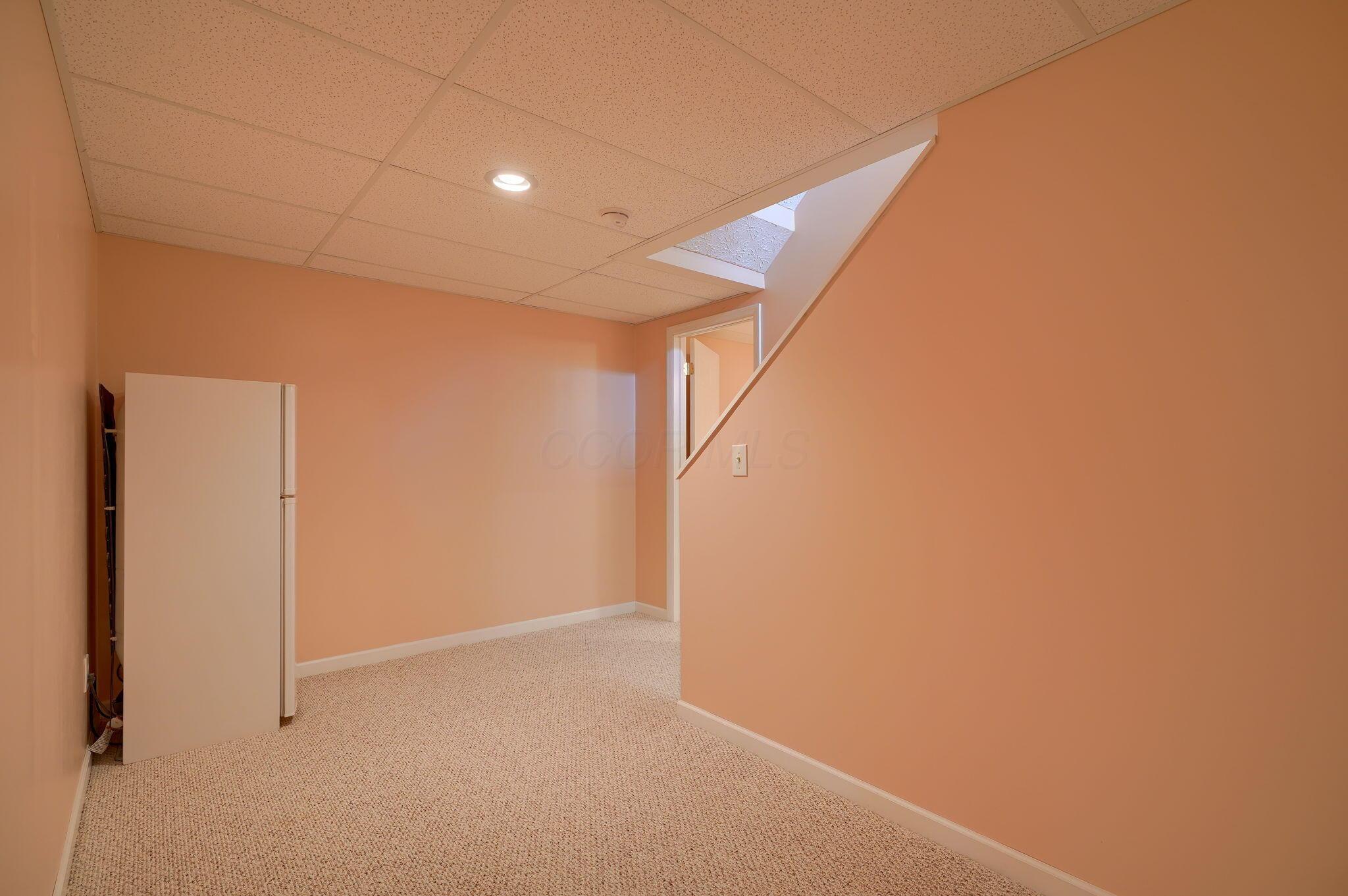 1300 Sotherby Crossing, Lewis Center, Ohio image 36
