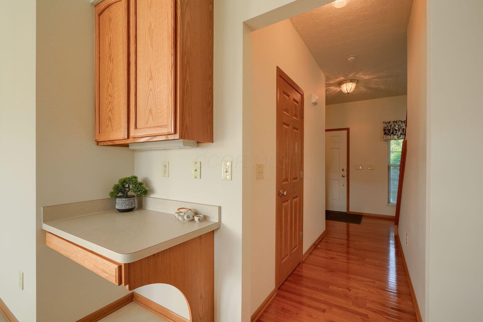 1300 Sotherby Crossing, Lewis Center, Ohio image 23