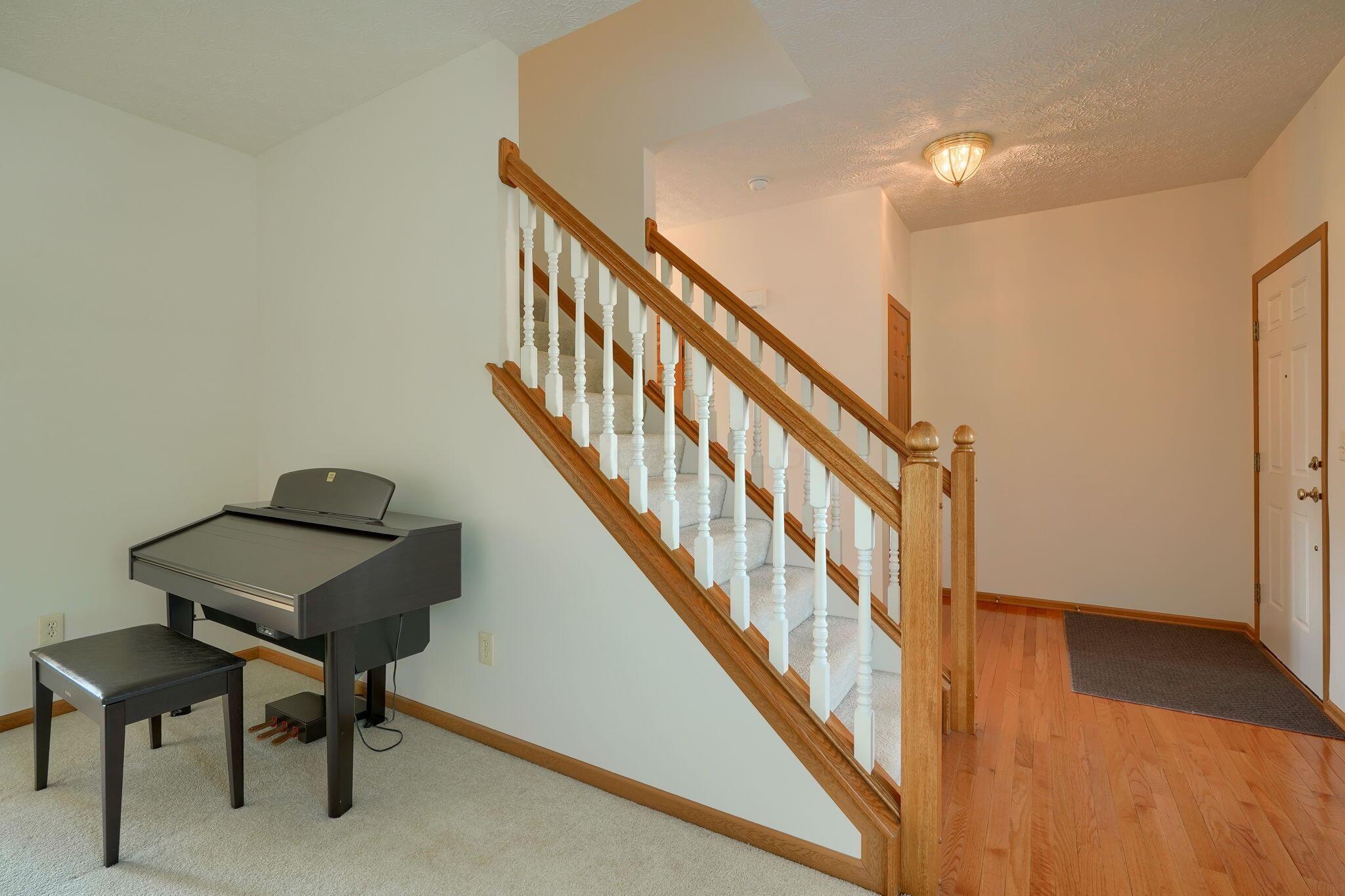 1300 Sotherby Crossing, Lewis Center, Ohio image 7
