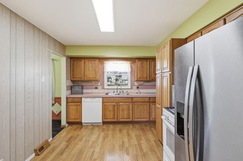 Tiny photo for 1744 Riverbirch Drive, Columbus, OH 43229 (MLS # 225045160)