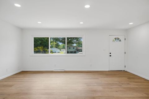 Tiny photo for 878 Oberlin Drive, Heath, OH 43056 (MLS # 226026653)