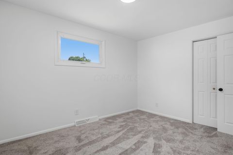 Tiny photo for 878 Oberlin Drive, Heath, OH 43056 (MLS # 226026653)