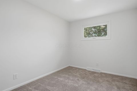 Tiny photo for 878 Oberlin Drive, Heath, OH 43056 (MLS # 226026653)