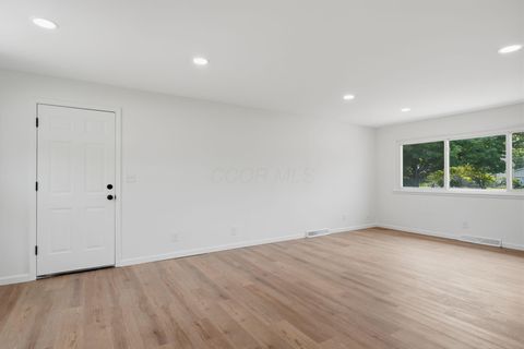 Tiny photo for 878 Oberlin Drive, Heath, OH 43056 (MLS # 226026653)