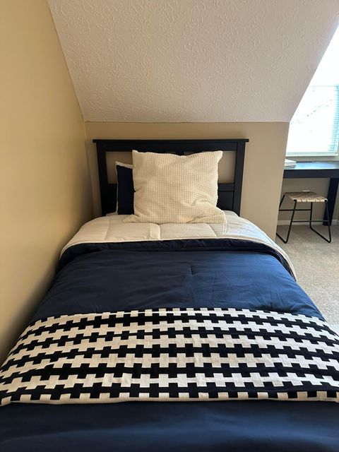 Tiny photo for 294 Lazelle Place Lane, Lewis Center, OH 43035 (MLS # 225043674)