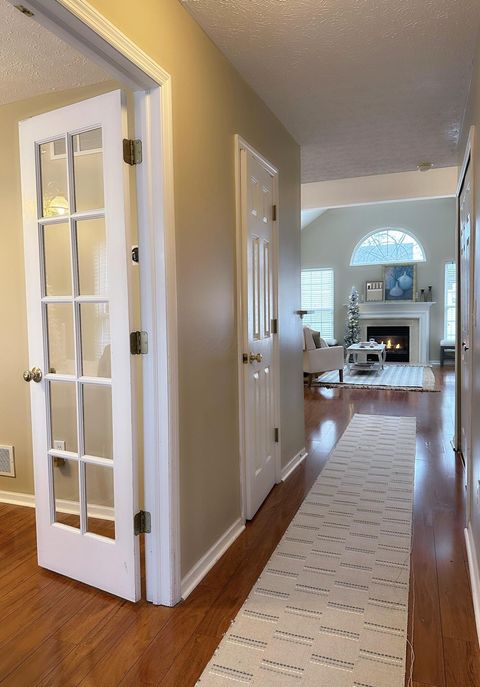 Tiny photo for 294 Lazelle Place Lane, Lewis Center, OH 43035 (MLS # 225043674)