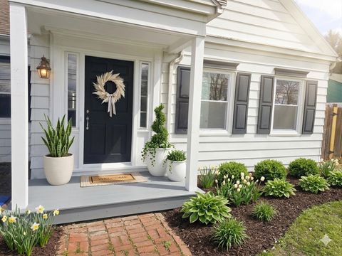 Photo of 3950 Riverside Drive, Columbus, OH 43220 (MLS # 226008962)