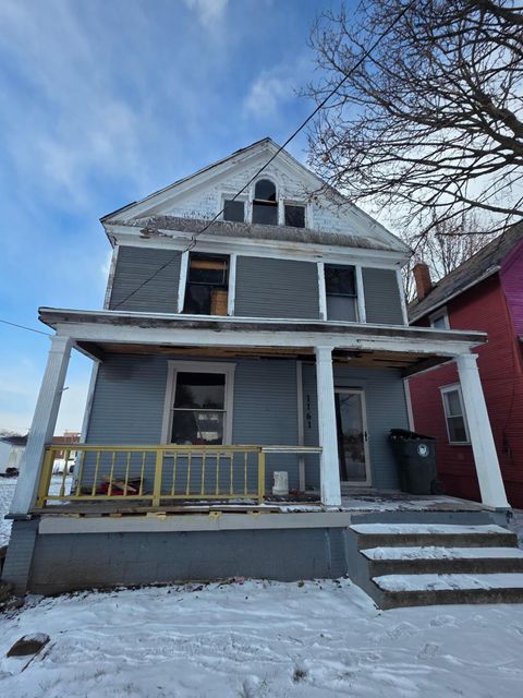 Photo of 1161 Spring Avenue NE, Canton, OH 44704 (MLS # 226003238)