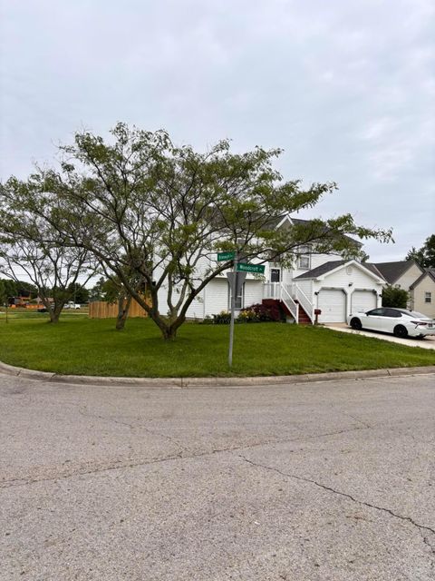 Photo of 2768 Woodcroft Road, Columbus, OH 43204 (MLS # 226018229)