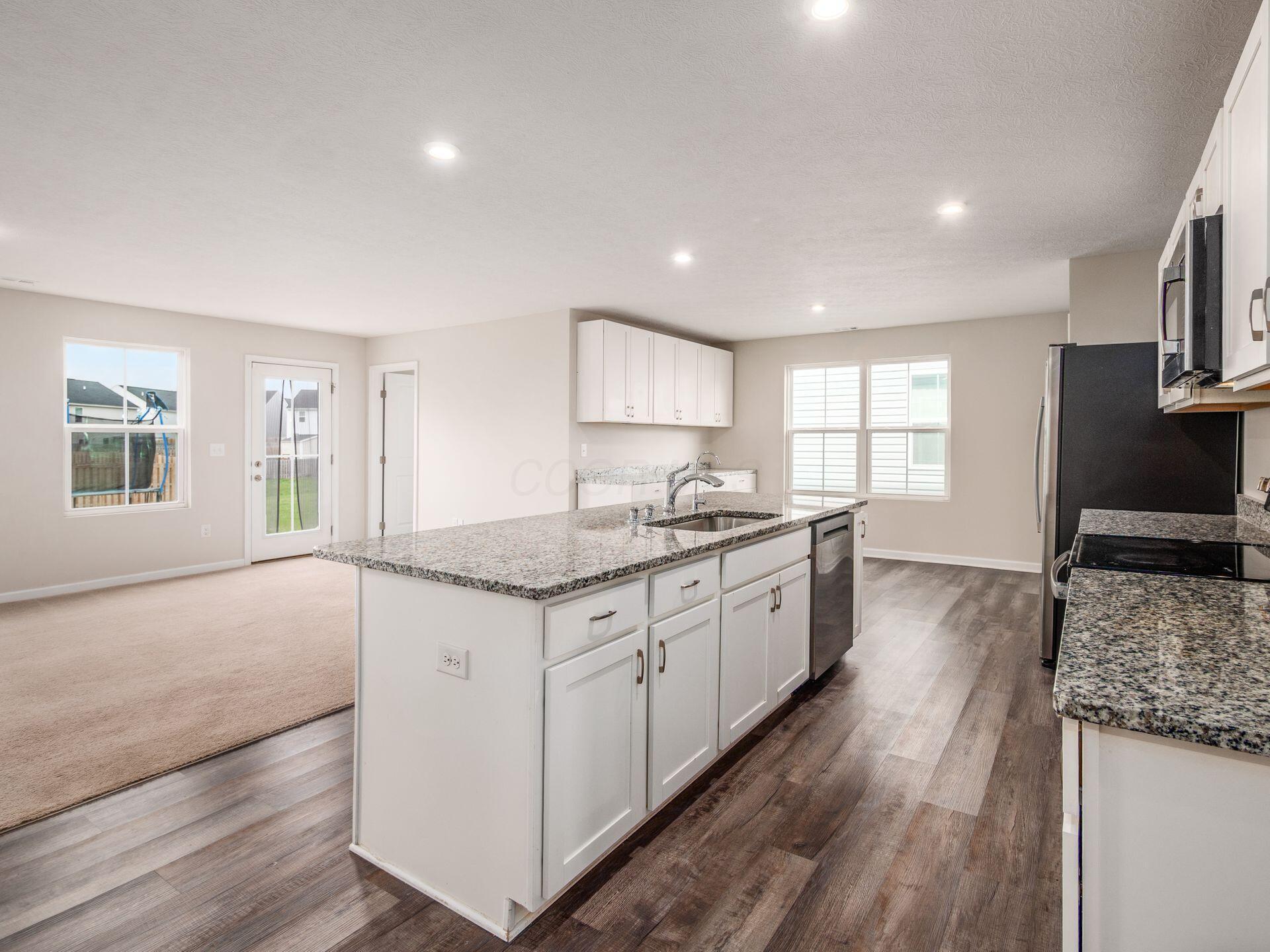 448 Professional Parkway, Marysville, Ohio image 10