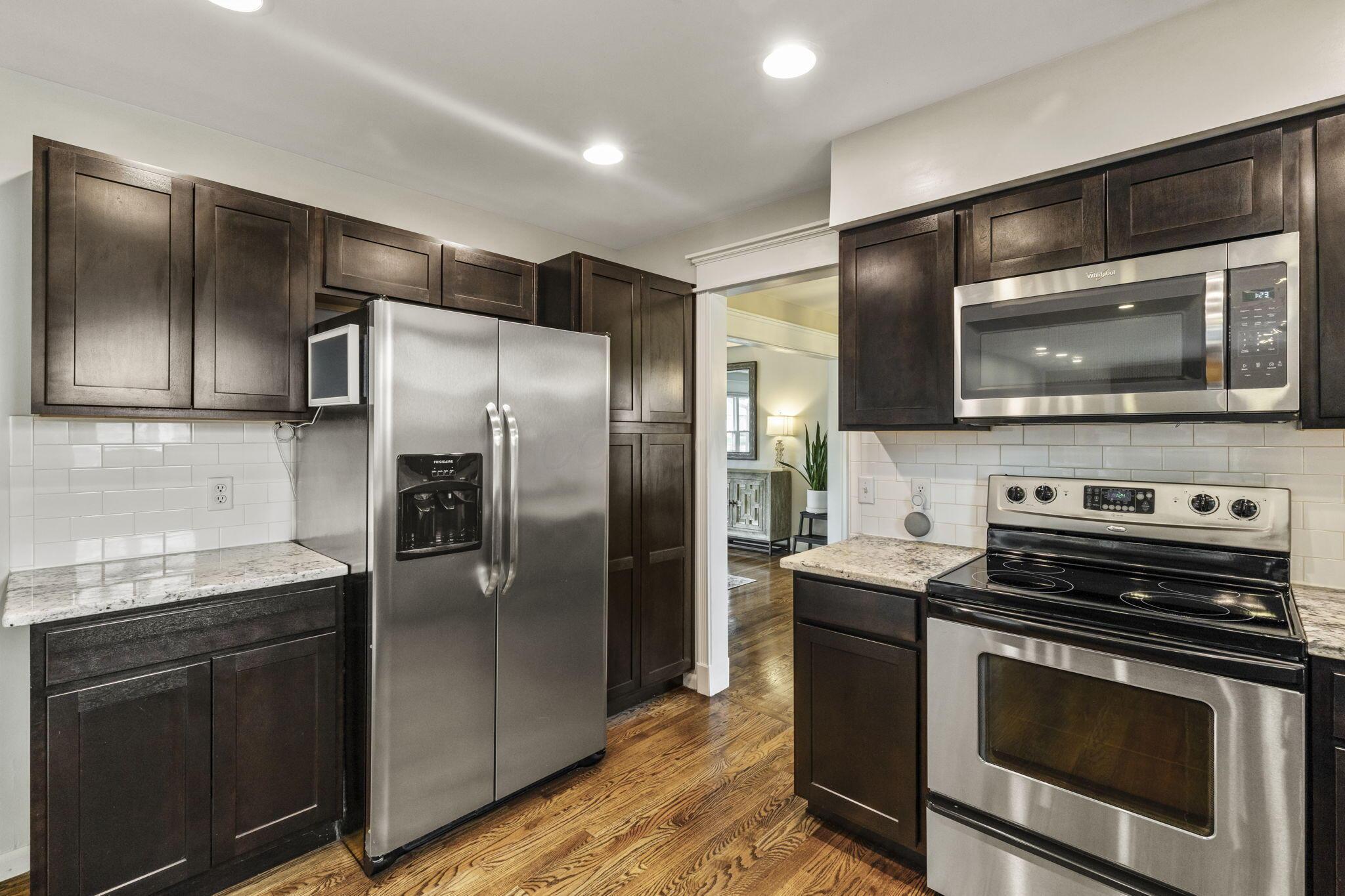 578 Glenridge Place, Columbus, Ohio image 13